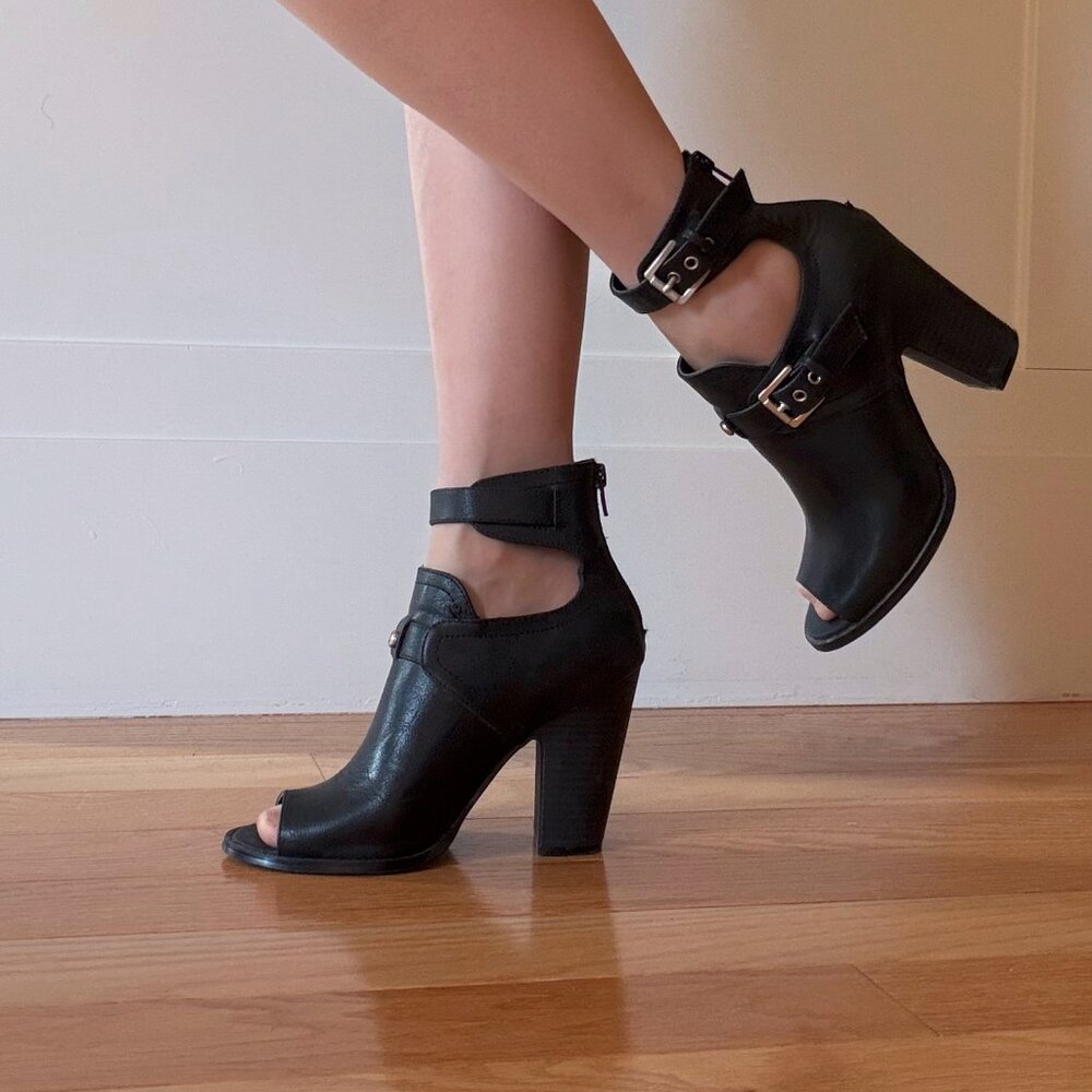Black leather Guess Shoes with buckled ankle straps